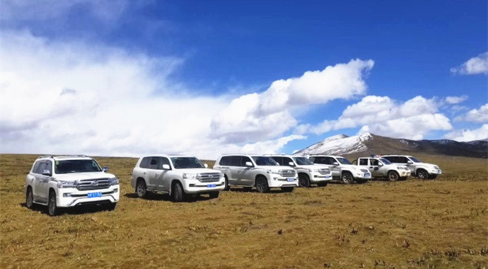 成都进藏租什么车
