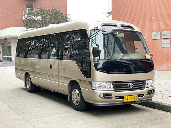 成都团建租车