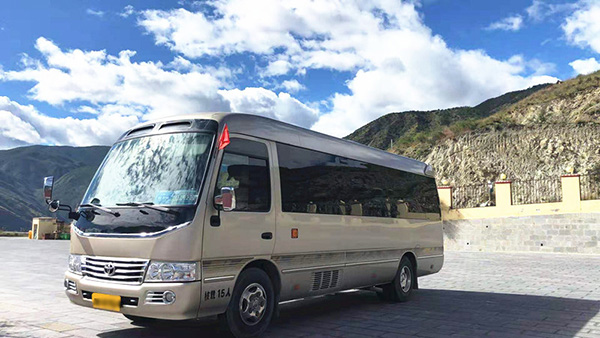 西藏旅游租车